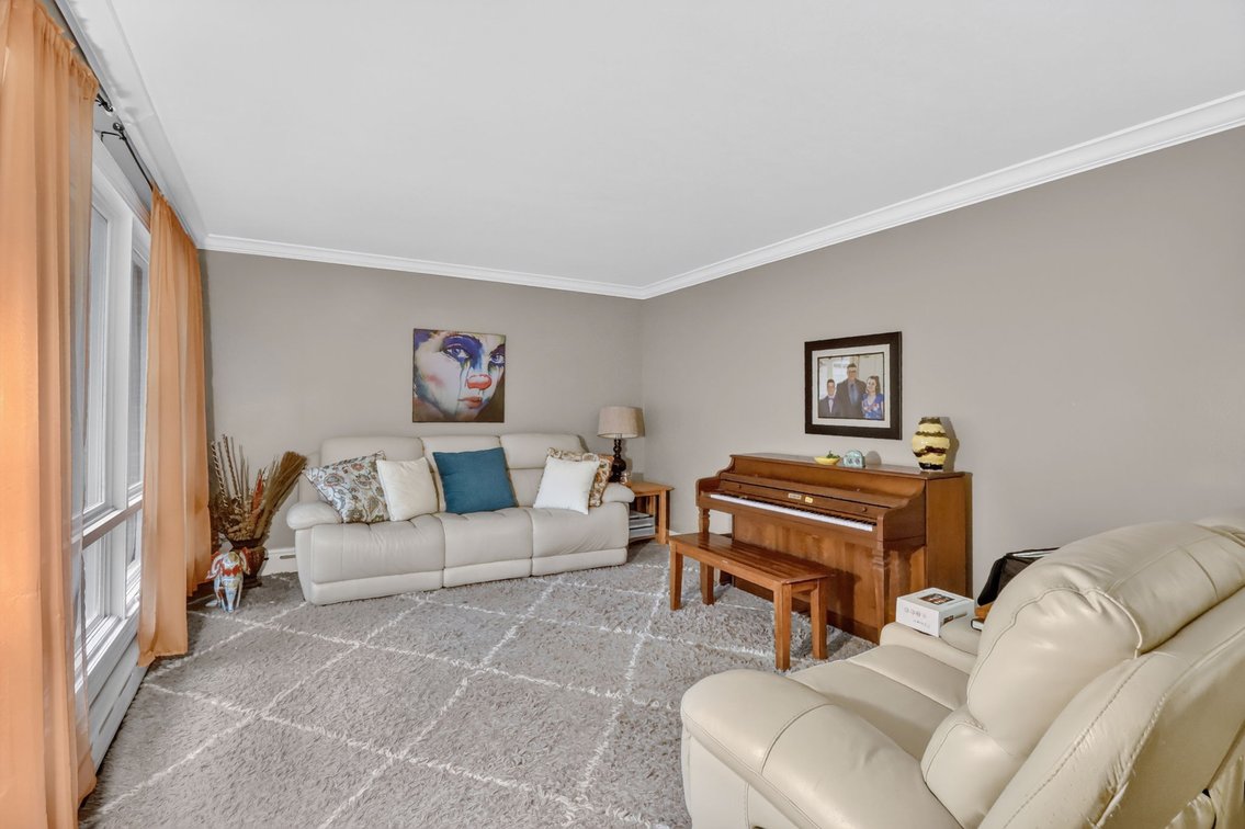 Image for MINIMUM BID AUCTION $119,000! 7993 Mohawk Trl