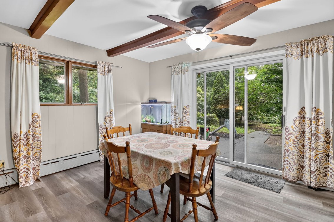 Image for MINIMUM BID AUCTION $119,000! 7993 Mohawk Trl