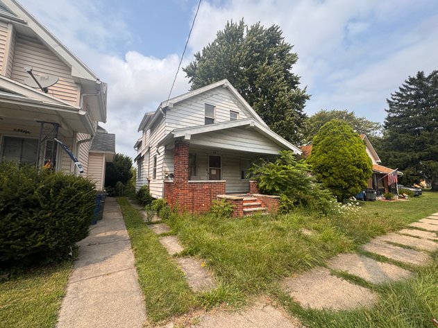 Image for Absolute Auction! 335 E Lake St