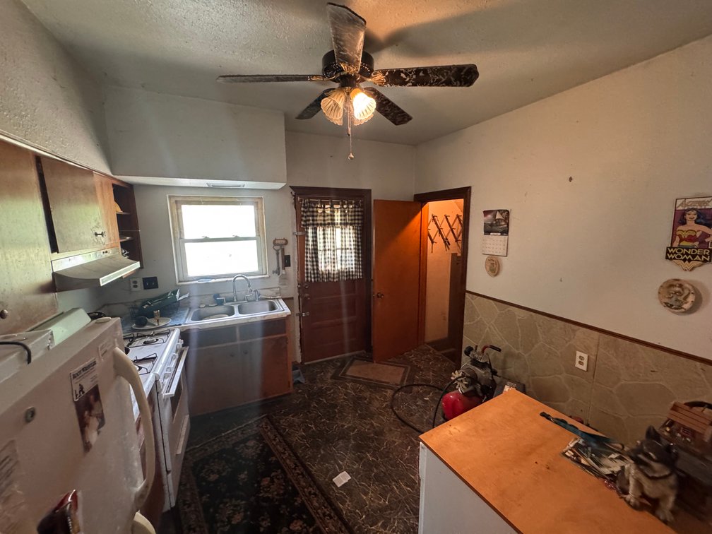 Image for Absolute Auction! 335 E Lake St