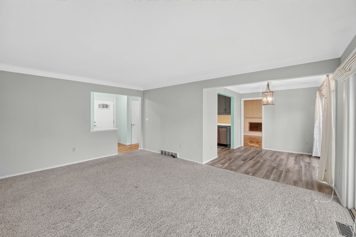 Image for MINIMUM BID AUCTION $199,000! 1037 Westbrook Dr