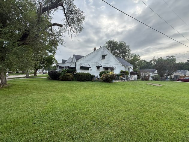 Image for MINIMUM BID AUCTION $100,000! 1943 Glencairn Ave