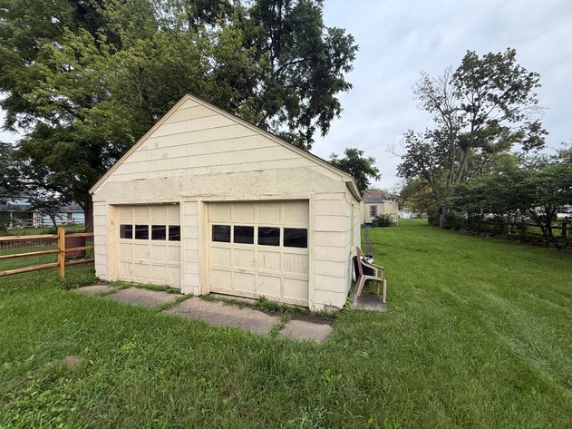 Image for MINIMUM BID AUCTION $75,000! 314 Clinton St