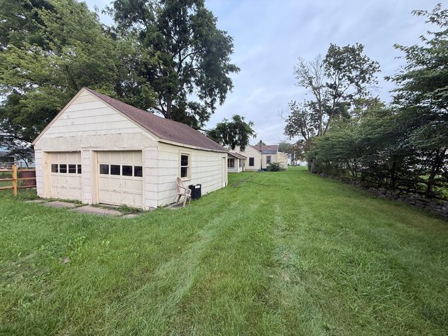 Image for MINIMUM BID AUCTION $75,000! 314 Clinton St