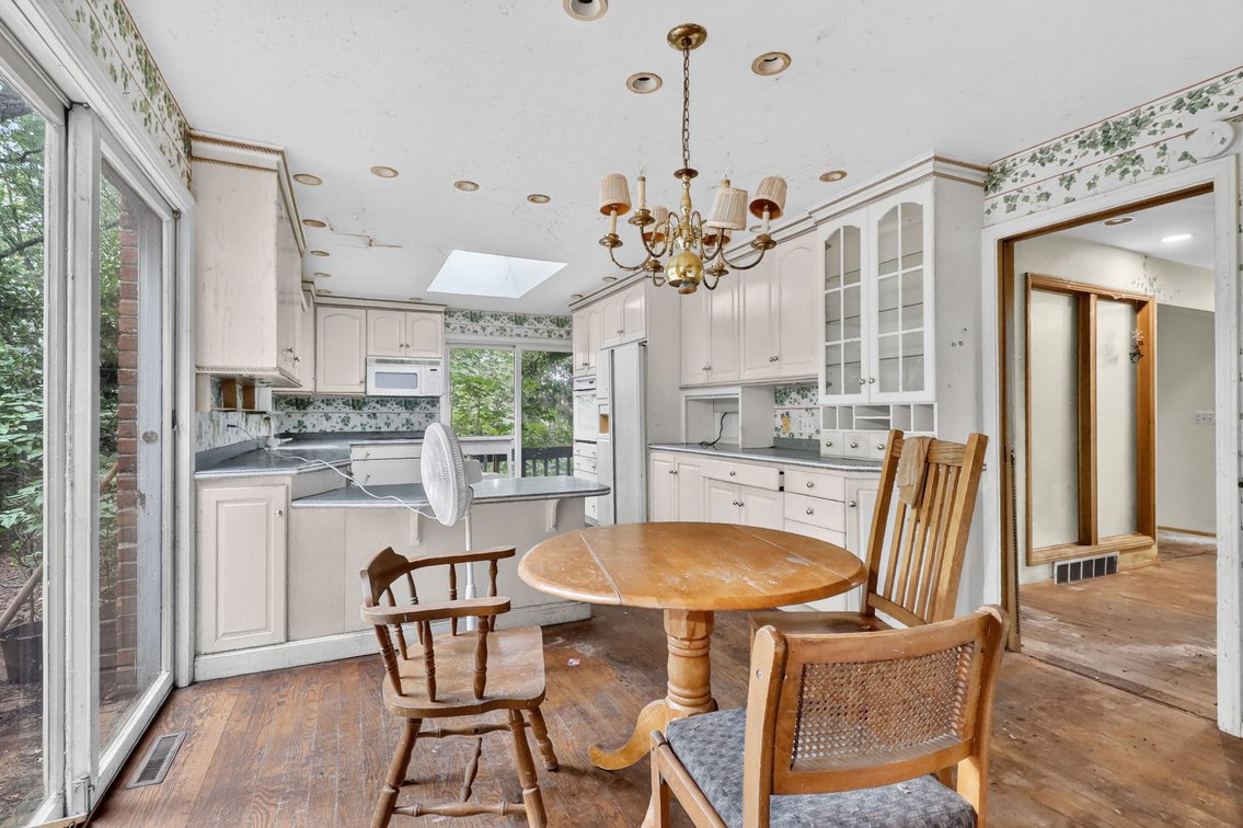 Image for MINIMUM BID AUCTION $79,000! 1157 Nannette Dr