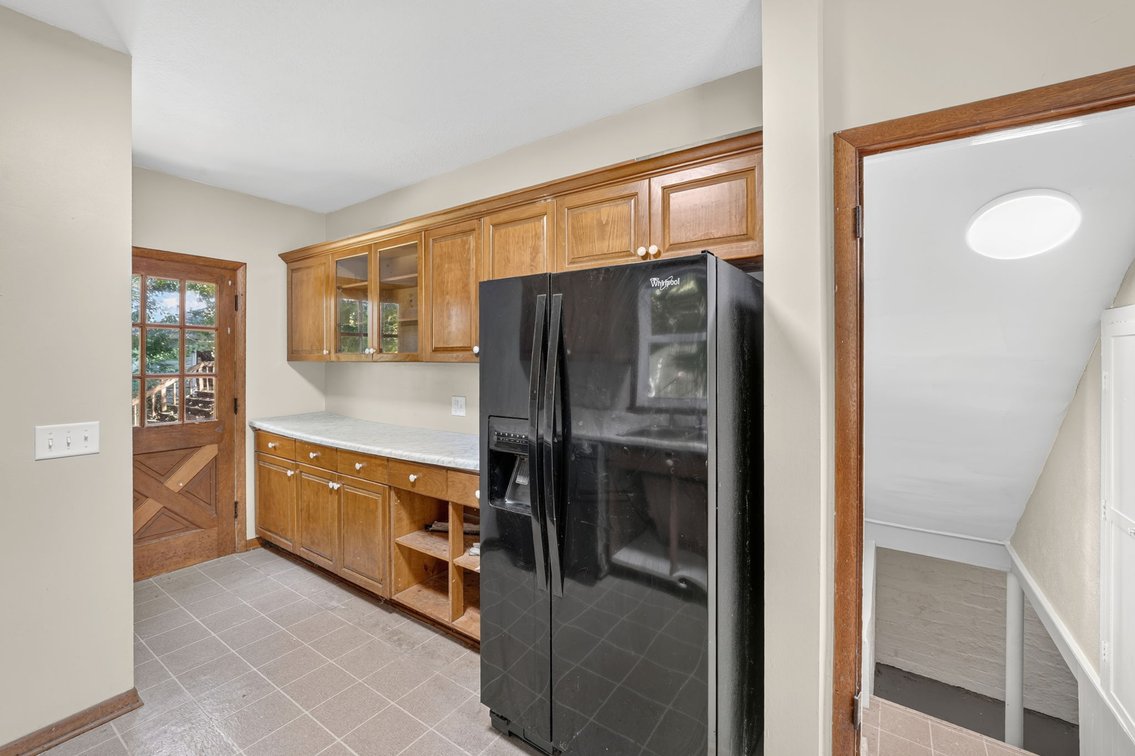 Image for MINIMUM BID AUCTION $89,000! 2206 Glendale Ave
