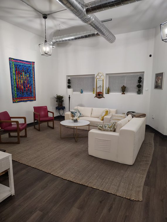 Image for MINIMUM BID AUCTION $179,000! 110 W Main St