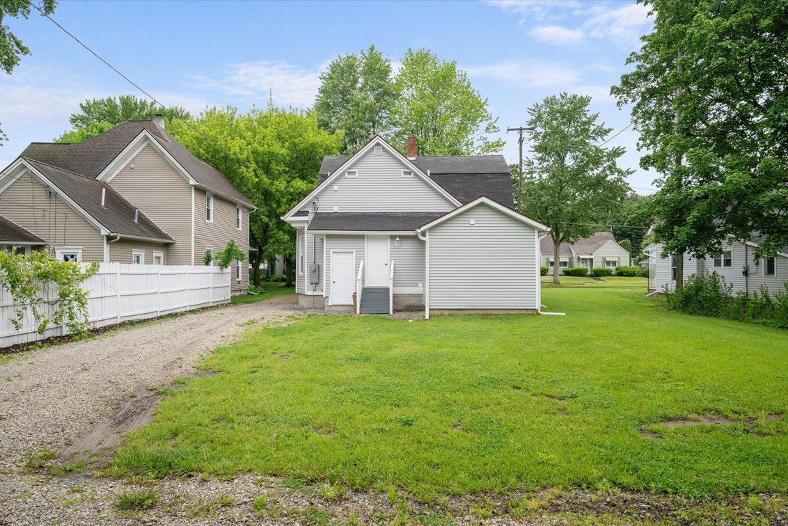 Image for REAL ESTATE AUCTION! 308 Monroe St