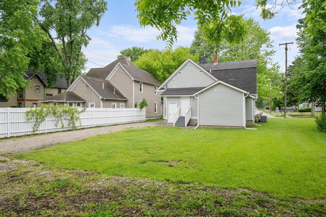 Image for REAL ESTATE AUCTION! 308 Monroe St