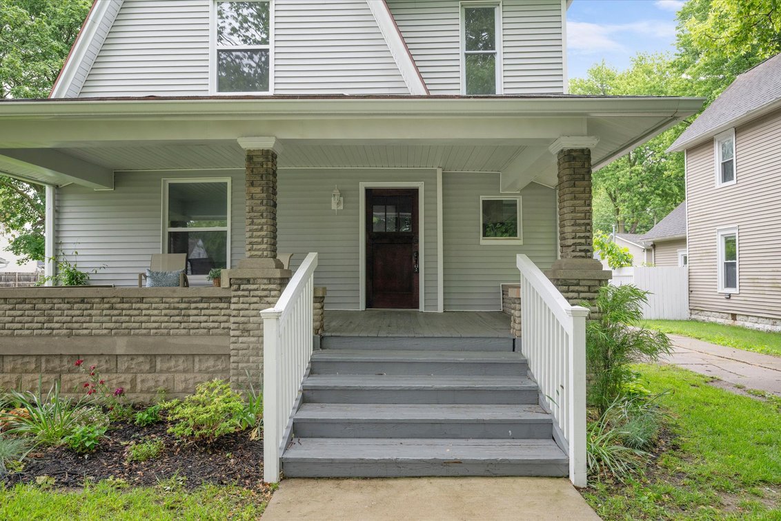 Image for REAL ESTATE AUCTION! 308 Monroe St