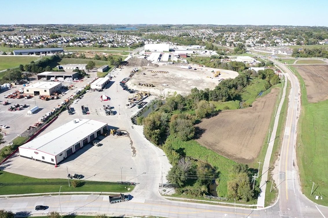 Image for Absolute Commercial Real Estate Auction – 2 Buildings on 21.75 Acres, Selling in 1 Tract