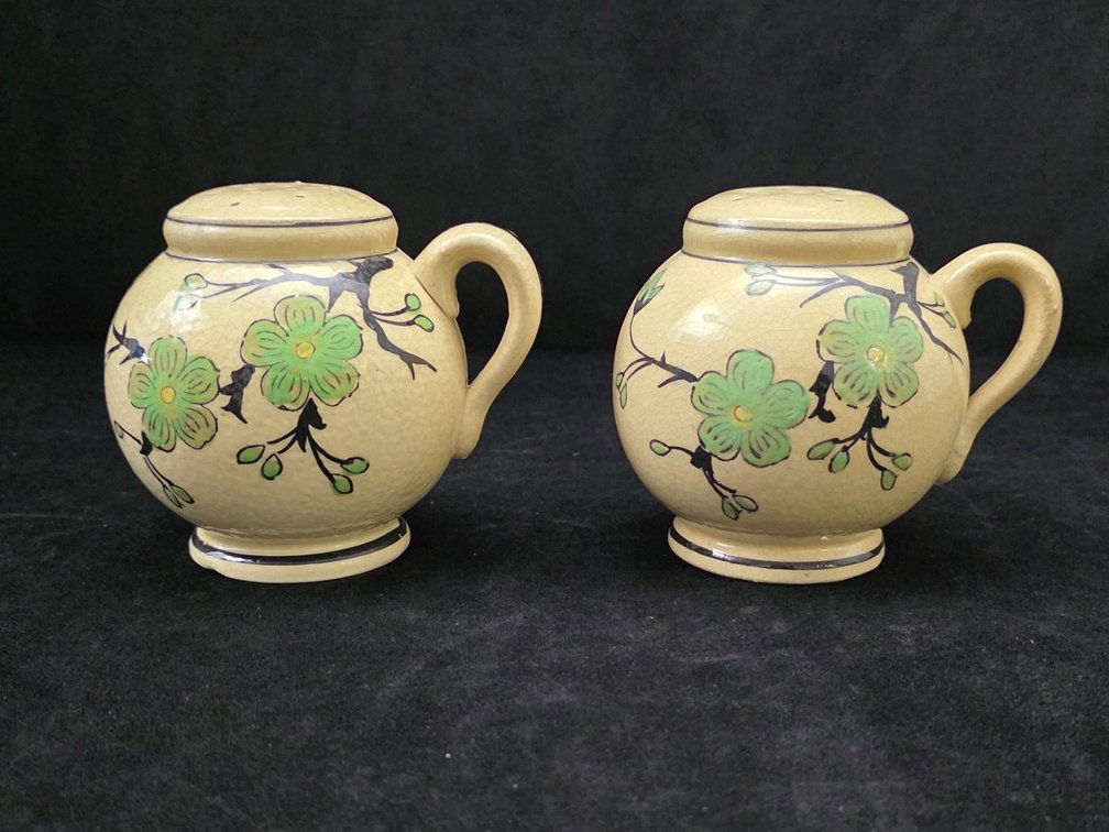 Image for Magnificent Collection of Uranium Glass, Depression Glass,  Moriyama Japanese Pottery , Carnival Glass, Pyrex and More!