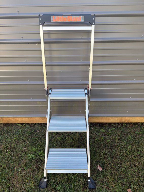 Image for Randall Bergman Online Living Estate Auction