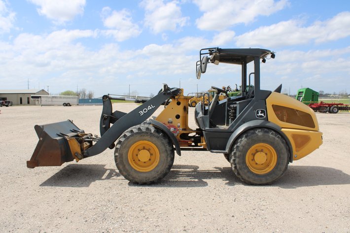 Image for DL&PS Auction Services Apr 2025 Consignment Sale