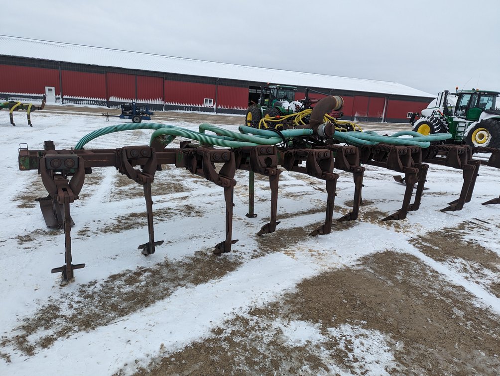 Image for Auction Time: John Deere 2100 Manure Applicators