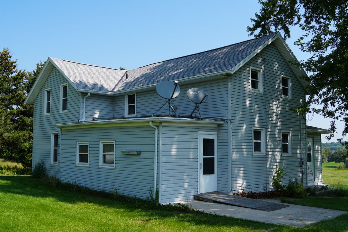 Image for N2791 County Road E, Watertown - 4 (mol) acre Rural Home