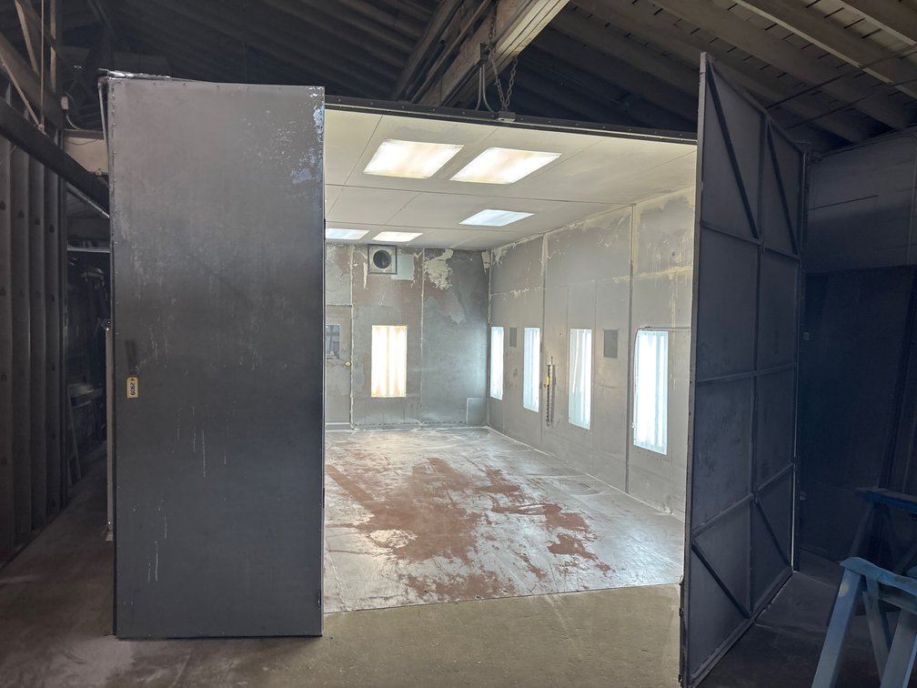 Image for Commercial Spray and Abrasive Blasting Equipment Online Auction