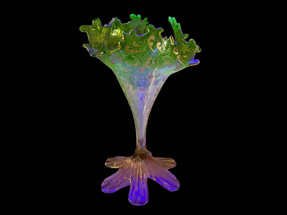 Image for The Uranium Glass Collector's Auction