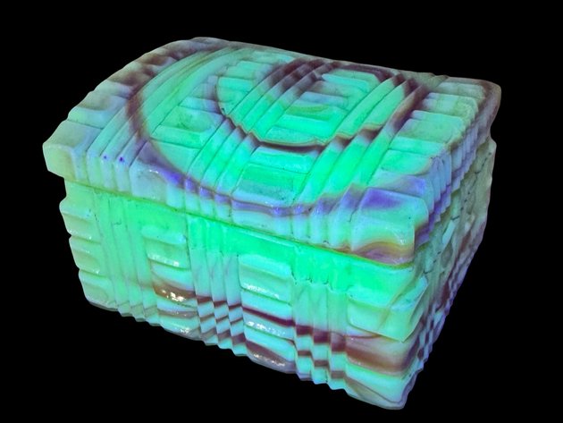 Image for The Uranium Glass Collector's Auction