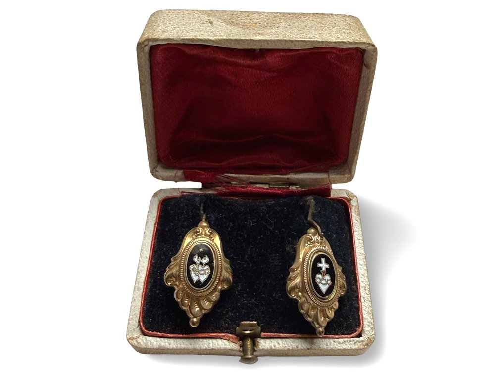 Image for The Mourning Collection of Karen M. Cobb