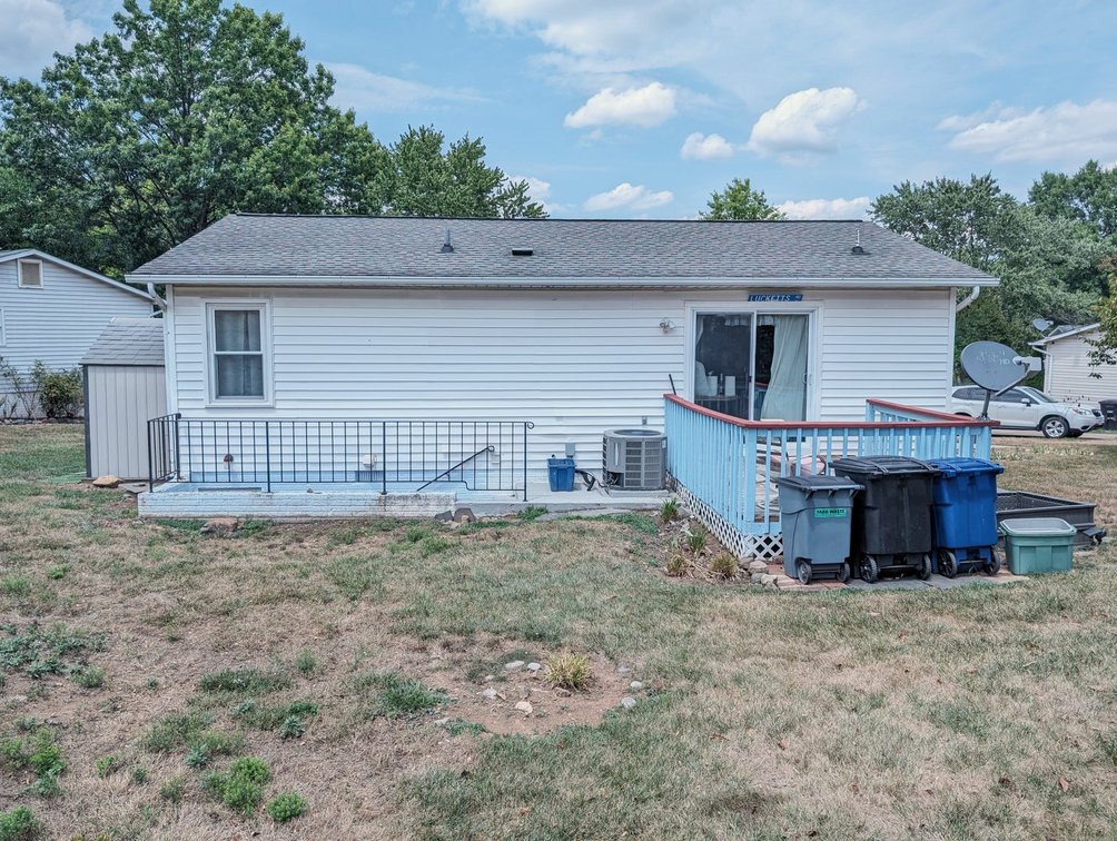 Image for 2 BR/2 BA Home in Oak View Neighborhood of Leesburg, VA--SELLING to the HIGHEST BIDDER!!