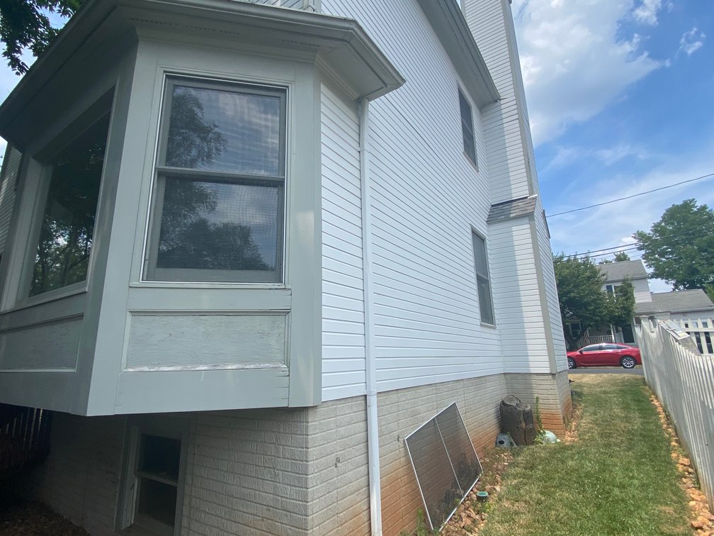 Image for 4 BR/3 BA Home & Adjacent .14 +/- Acre Vacant Lot in The Town of Leesburg, VA--SELLING to the HIGHEST BIDDER!!