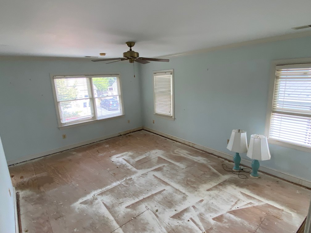 Image for 4 BR/3 BA Home & Adjacent .14 +/- Acre Vacant Lot in The Town of Leesburg, VA--SELLING to the HIGHEST BIDDER!!