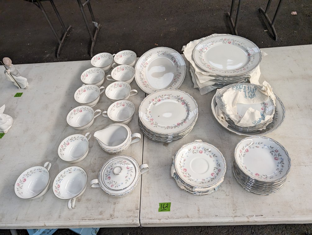Image for Estate of William C. Whitmore, Lladro Porcelain Figurines, Antique Furniture, Holiday Decorations & More - Virtual Auction