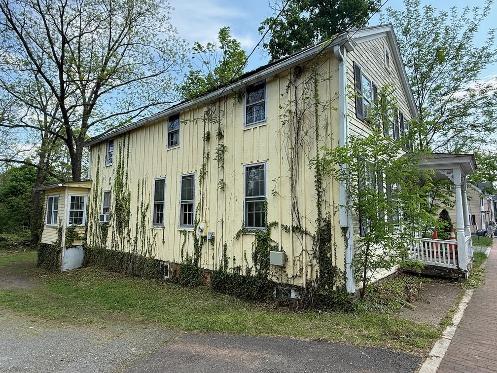 Image for 3 BR/1 BA Home on .23 +/- Acre North King St. Lot in Historic Downtown Leesburg, VA--SELLING to the HIGHEST BIDDER!!