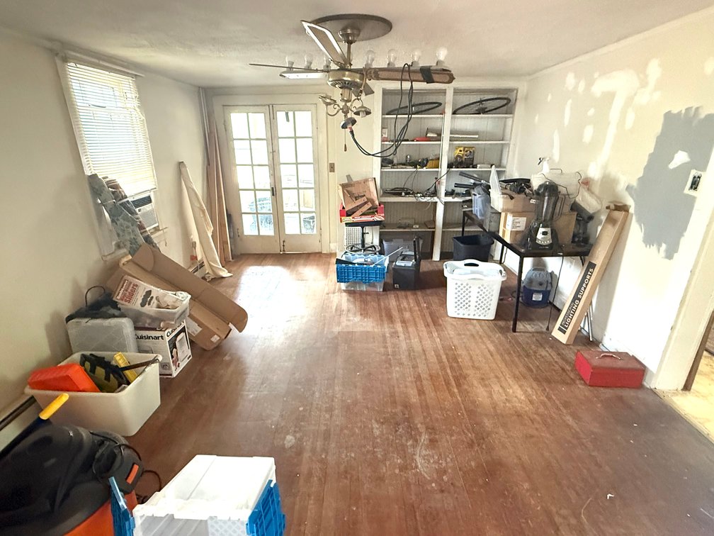 Image for 3 BR/1 BA Home on .23 +/- Acre North King St. Lot in Historic Downtown Leesburg, VA--SELLING to the HIGHEST BIDDER!!
