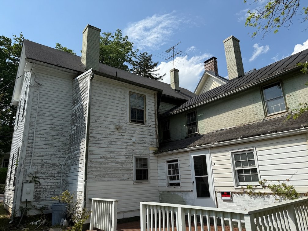 Image for 3 BR/2 BA Home on .47 +/- Acre North King St. Lot in Historic Downtown Leesburg, VA--SELLING to the HIGHEST BIDDER!!