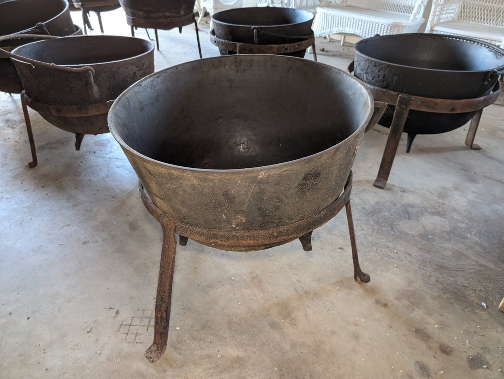 Image for James C. Athey Family Trust & Jo Ann D. Athey Family Trust - Session 3 - Wood Working Tools, Pin Ball Machine, Butchering Items, Kettles, Freezers, Hardware & More!