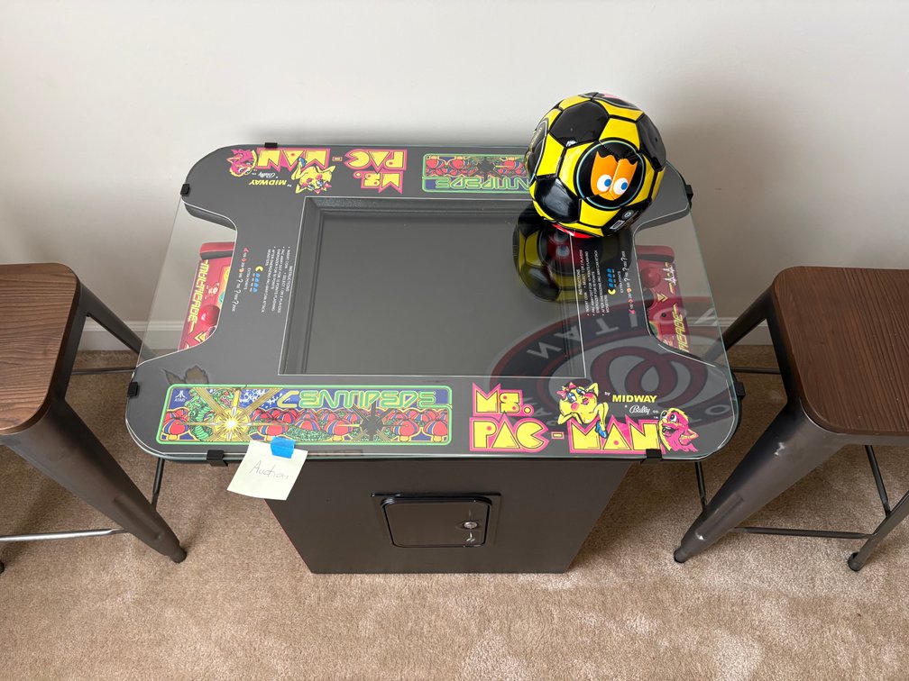 Image for Dixie Chopper Zero Turn Lawn Mower, Tools, Custom Furniture, Lladro Figurines, Arcade Machines & More! - Bid Online - No In-Person Bidding
