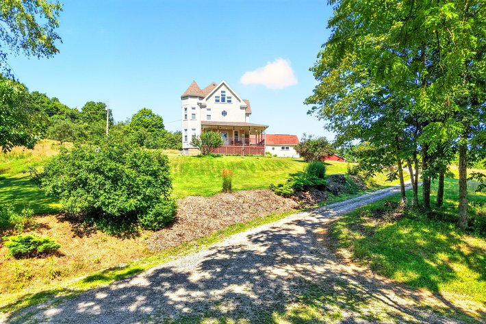 Image for 107 Acre Farm with 4 BD Farmhouse and outbuildings! Claysville PA