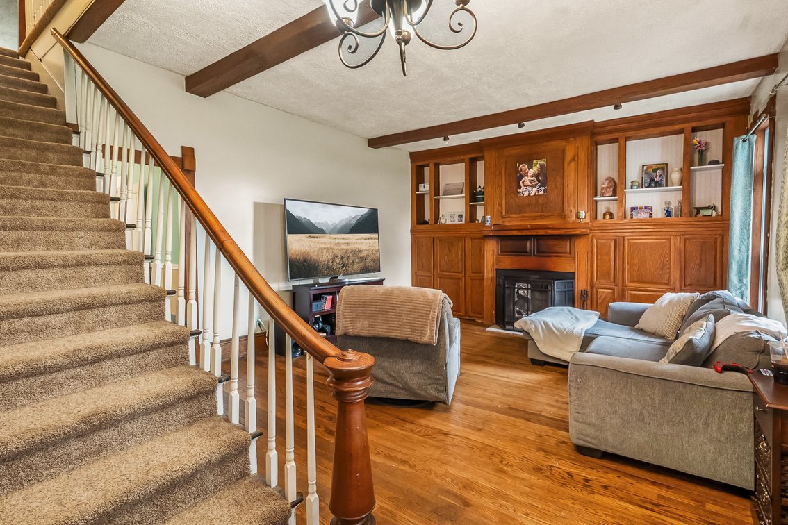 Image for Plainfield, IN - 3 BR/2 BA Home on 4 Acres Online Only Auction