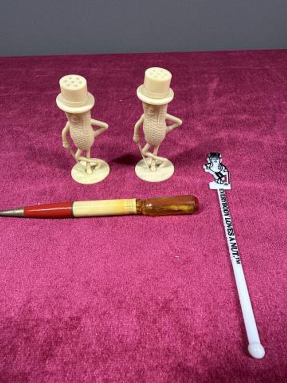 Image for SOLD! Antiques and Collectibles Online Auction