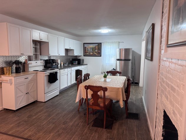 Image for CASHFLOW! 4 Bedroom Rental and Airbnb. Bidding is open now through Thursday October 15th, at 6:00 p.m. 1605 N. 18th Street, Clarksburg, WV, 26301.