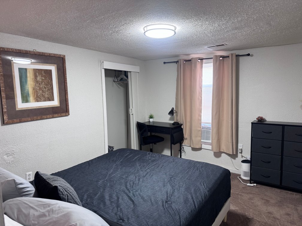 Image for CASHFLOW! 4 Bedroom Rental and Airbnb. Bidding is open now through Thursday October 15th, at 6:00 p.m. 1605 N. 18th Street, Clarksburg, WV, 26301.
