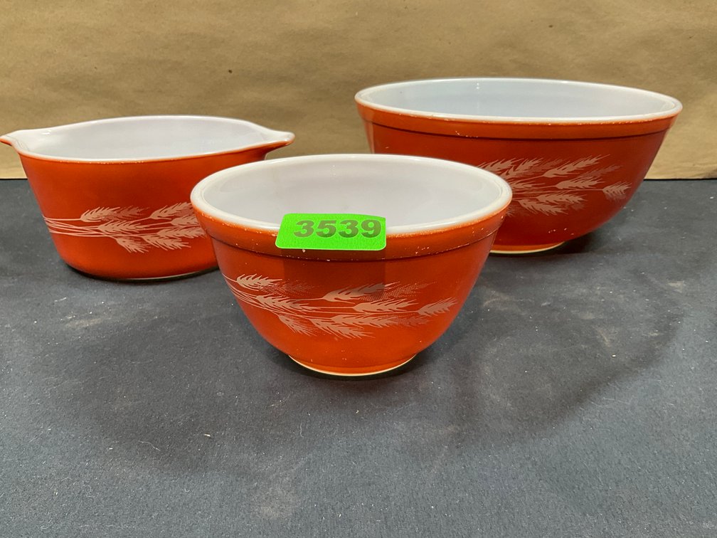 Image for Vintage Vibes Auction: Pyrex, Frankoma, Vintage Treasures & More