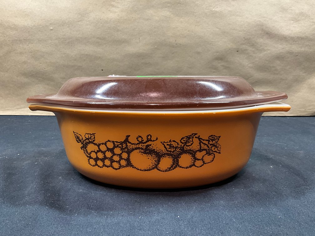 Image for Vintage Vibes Auction: Pyrex, Frankoma, Vintage Treasures & More