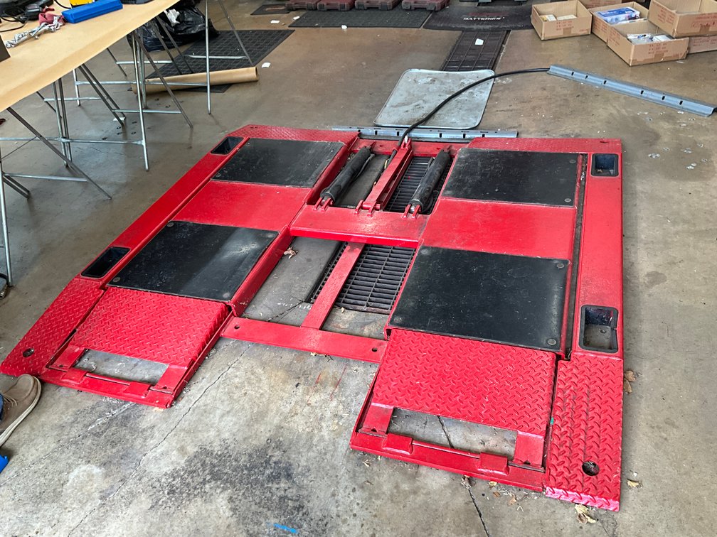 Image for Professional Automotive Tools & Shop Equipment Auction
