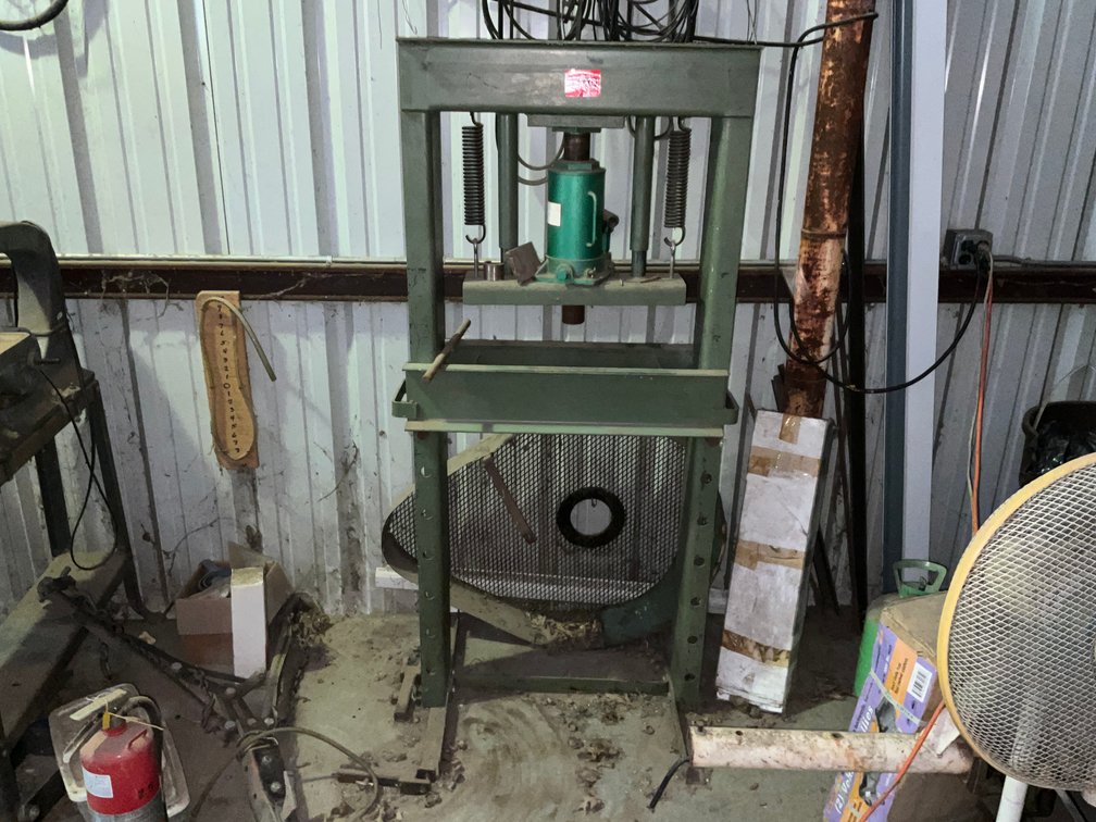 Image for Home & Shop Contents - Broken Arrow Online Auction