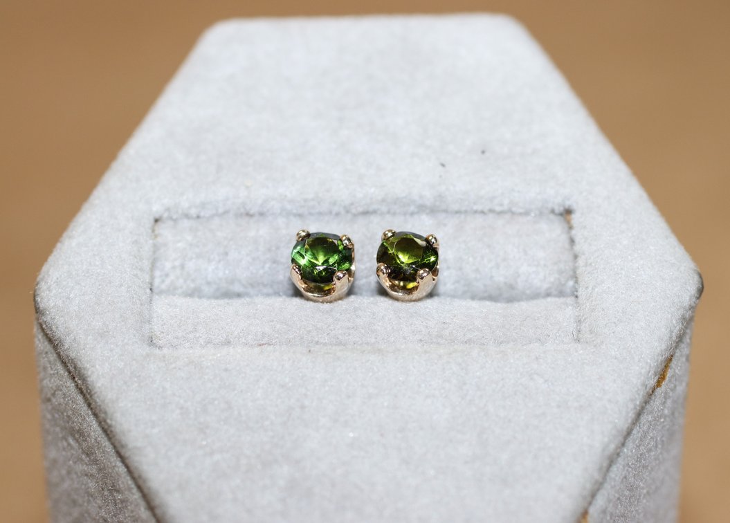 Image for Jewels By James Liquidation Auction
