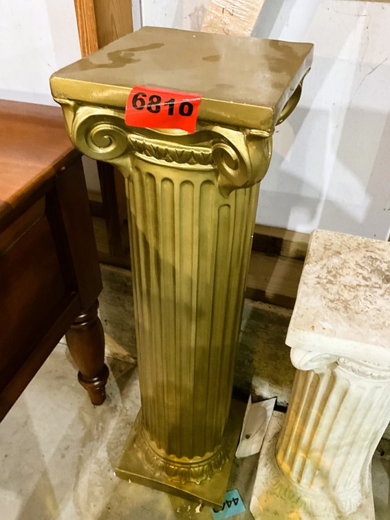 Image for The Homestead Auction: Furniture, Decor & More