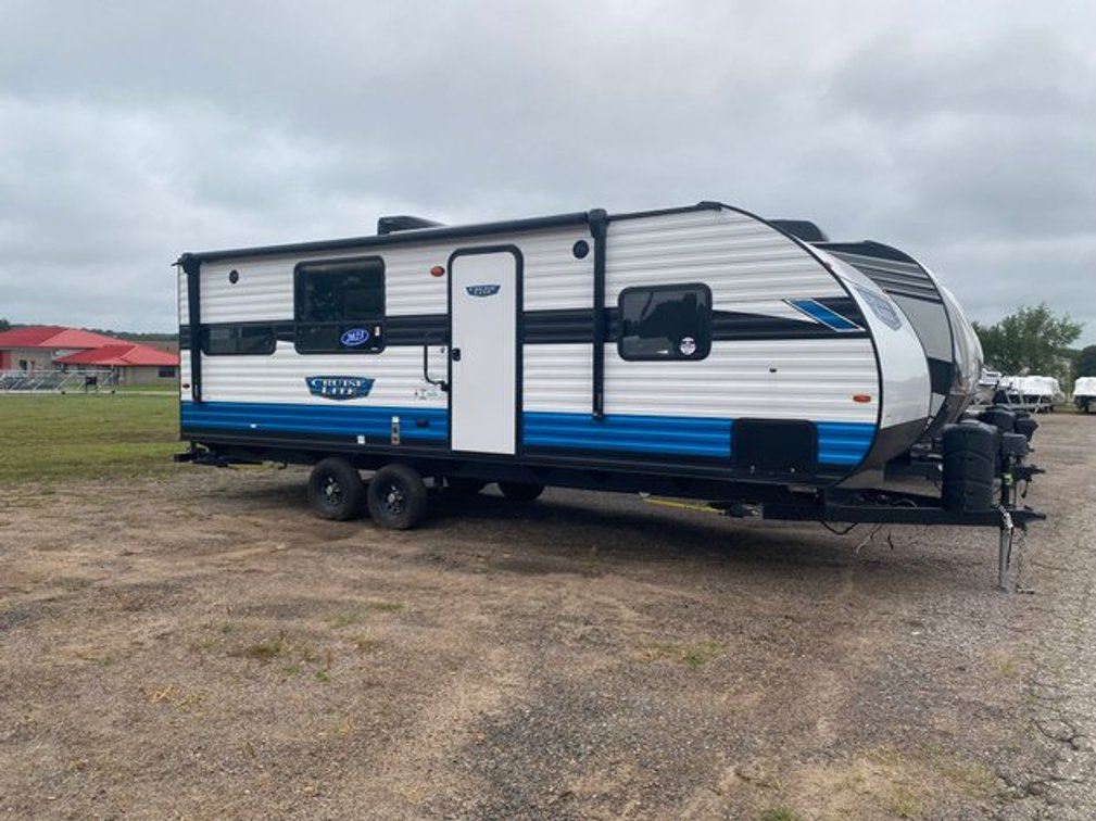 (3) New Campers & (2) New 2023 Silverwave 2210 CLS Pontoons (127101)