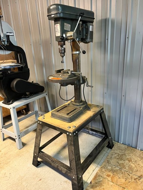 Andover Moving Auction (133773)