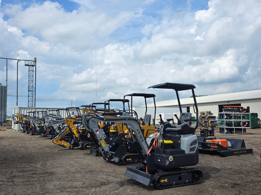 Brand New Mini Excavators (14), Mini Skids (6), Sea Containers (2) & Attachments (163170)