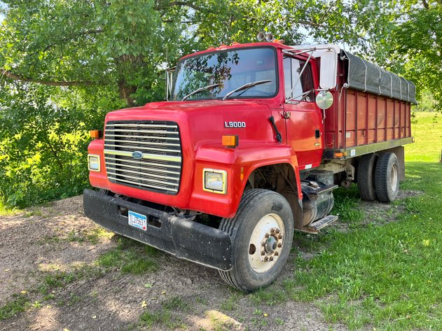 Image for Vehicles, Equipment & Toy Hauler Auction: F-350, Roll Back, Dump Truck, Gehl Skid Steer & More (163486)