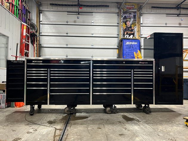 Image for Mechanic & Contractor Tool Auction: Snap-On Chest, Tool Boxes & More (162783)
