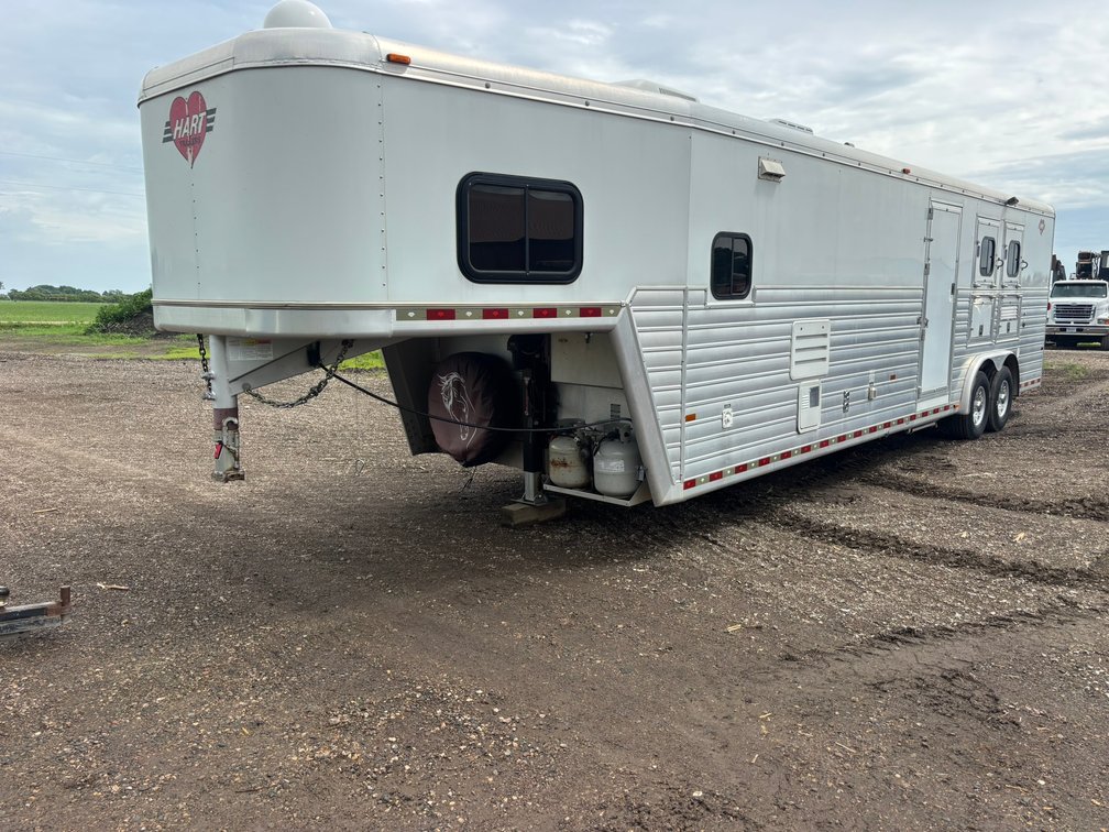 Multi-Business Contractor Equipment Auction: Trucks, Excavator, Trailers & More (164222)